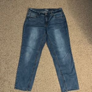 Time and Tru light wash straight cropped jeans